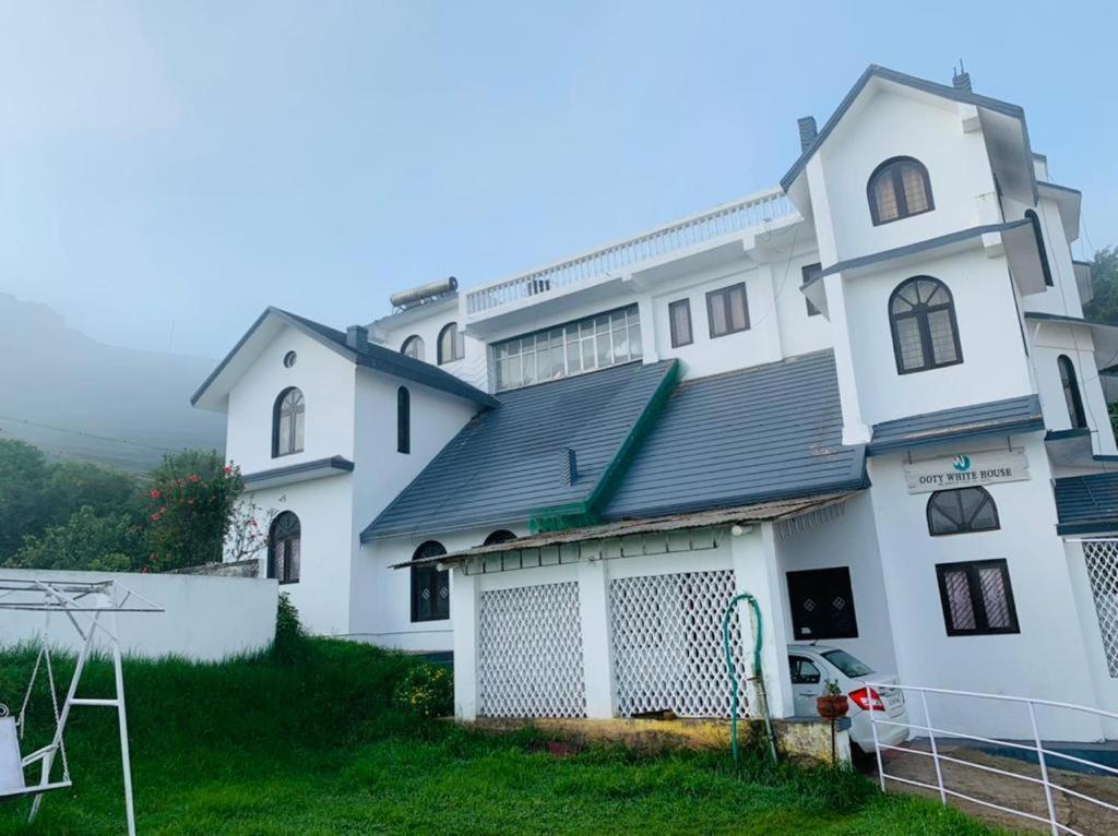 Hotel Bob Lesiure Ooty Exterior foto