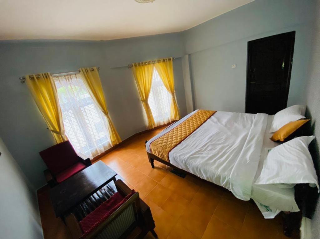 Hotel Bob Lesiure Ooty Exterior foto