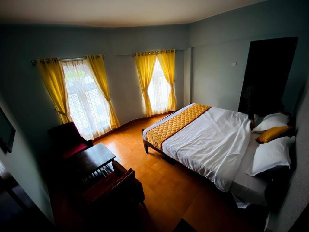 Hotel Bob Lesiure Ooty Exterior foto